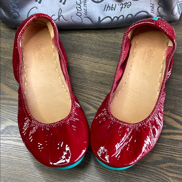 Tieks Shoes - Tieks Ruby Red Patent Leather Ballet Flats